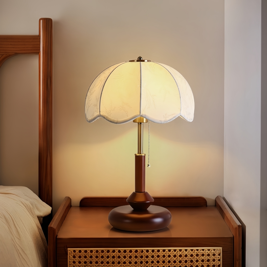 Led Lighting Decor - Винтажная настольная лампа-купол с фестончатым краем