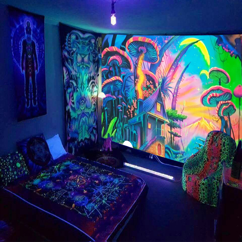Черный свет гобелен настенный  – обзор и цена Lighting World Decor